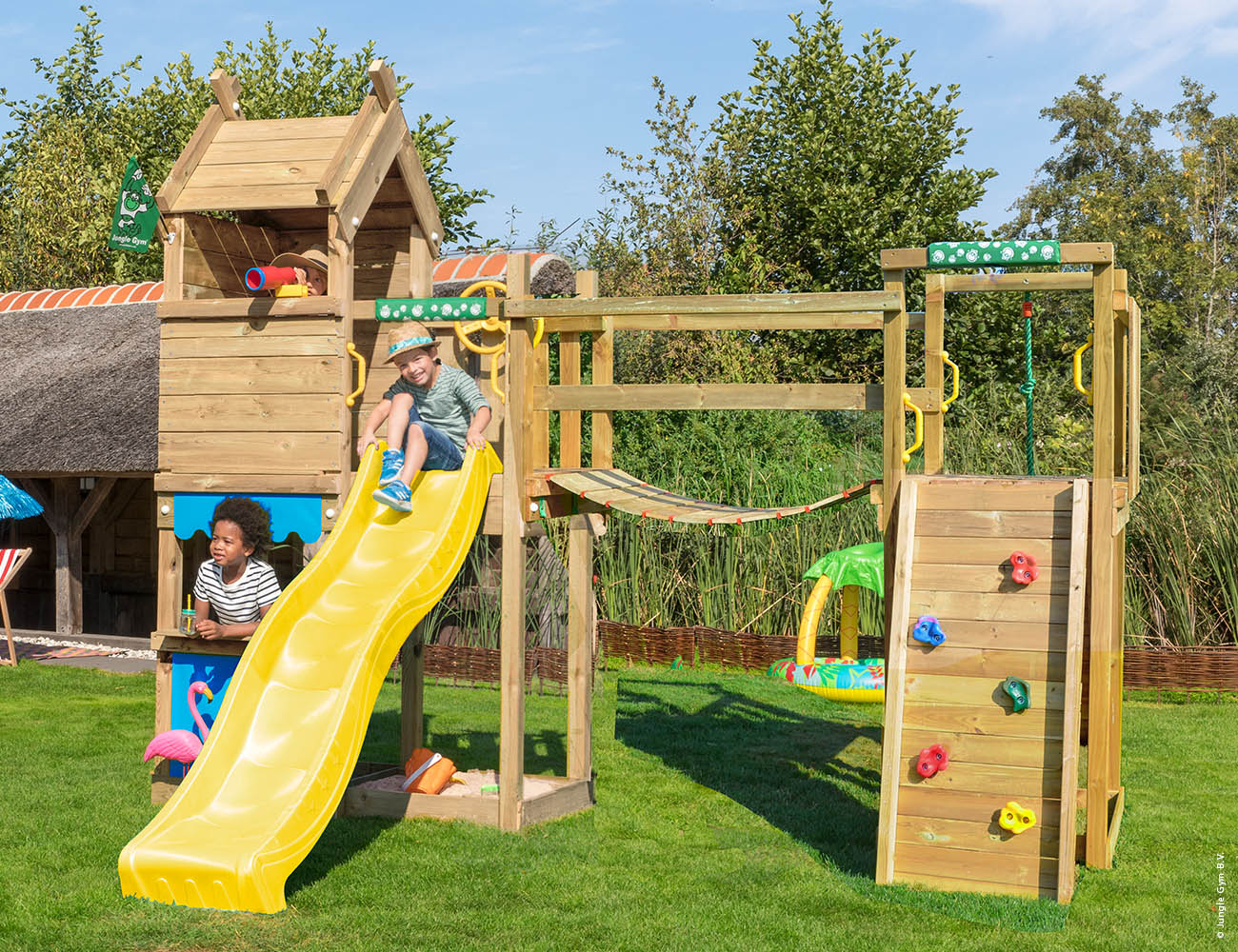 jungle-gym-jungle-resort-torre-casetta-in-legno-con-scivolo-e-ponte-traballante image 6