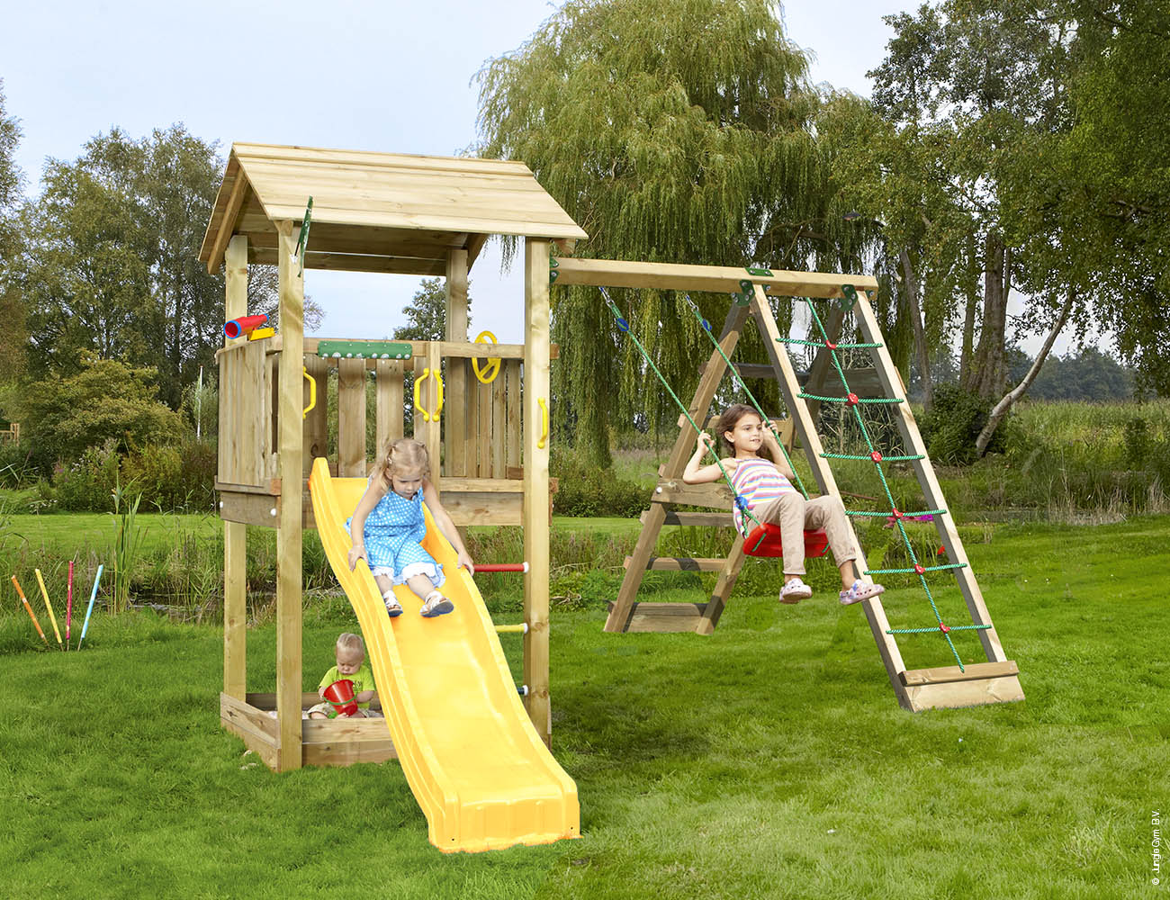 jungle-gym-casa-casa-gioco-in-legno-con-altalena-e-rete-di-arrampicata image 7