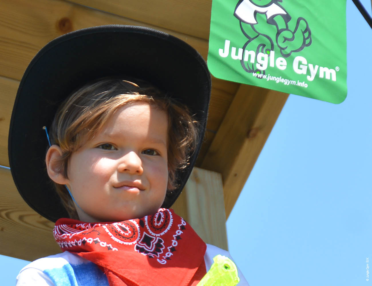 jungle-gym-jungle-teepee-castello-arrampicata-in-legno-con-scivolo-e-tavolo-da-p image 4