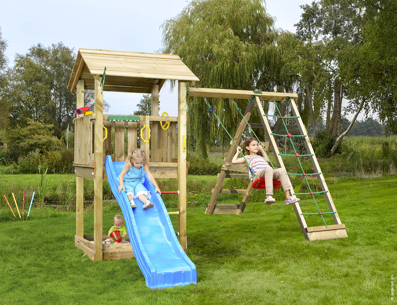 jungle-gym-casa-casa-gioco-in-legno-con-altalena-e-rete-di-arrampicata image 8
