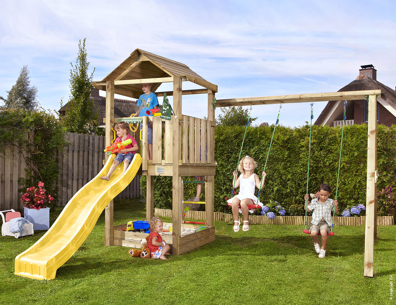 jungle-gym-jungle-house-struttura-in-legno-con-doppia-altalena-per-giardini-priv image 7