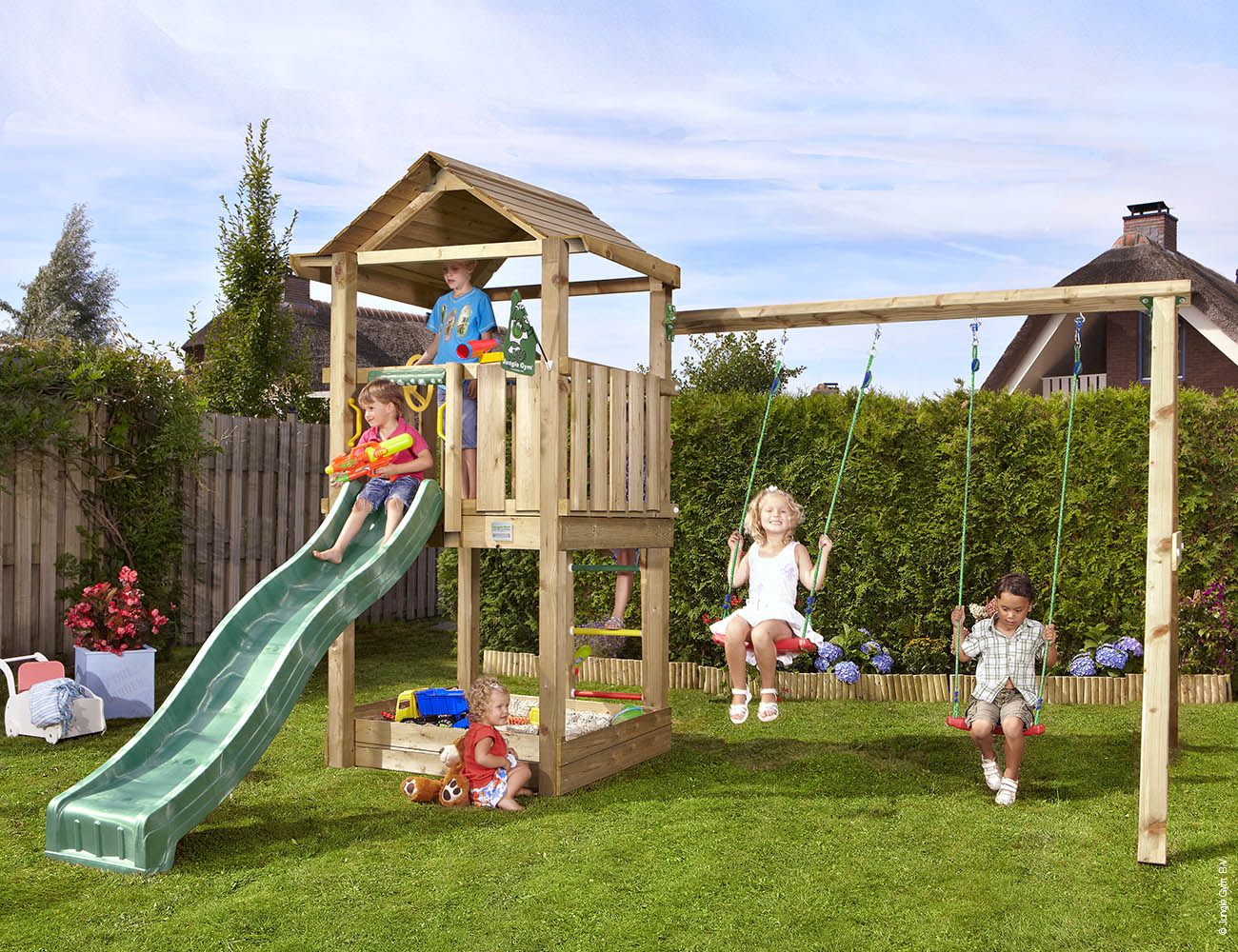 jungle-gym-jungle-house-struttura-in-legno-con-doppia-altalena-per-giardini-priv image 1